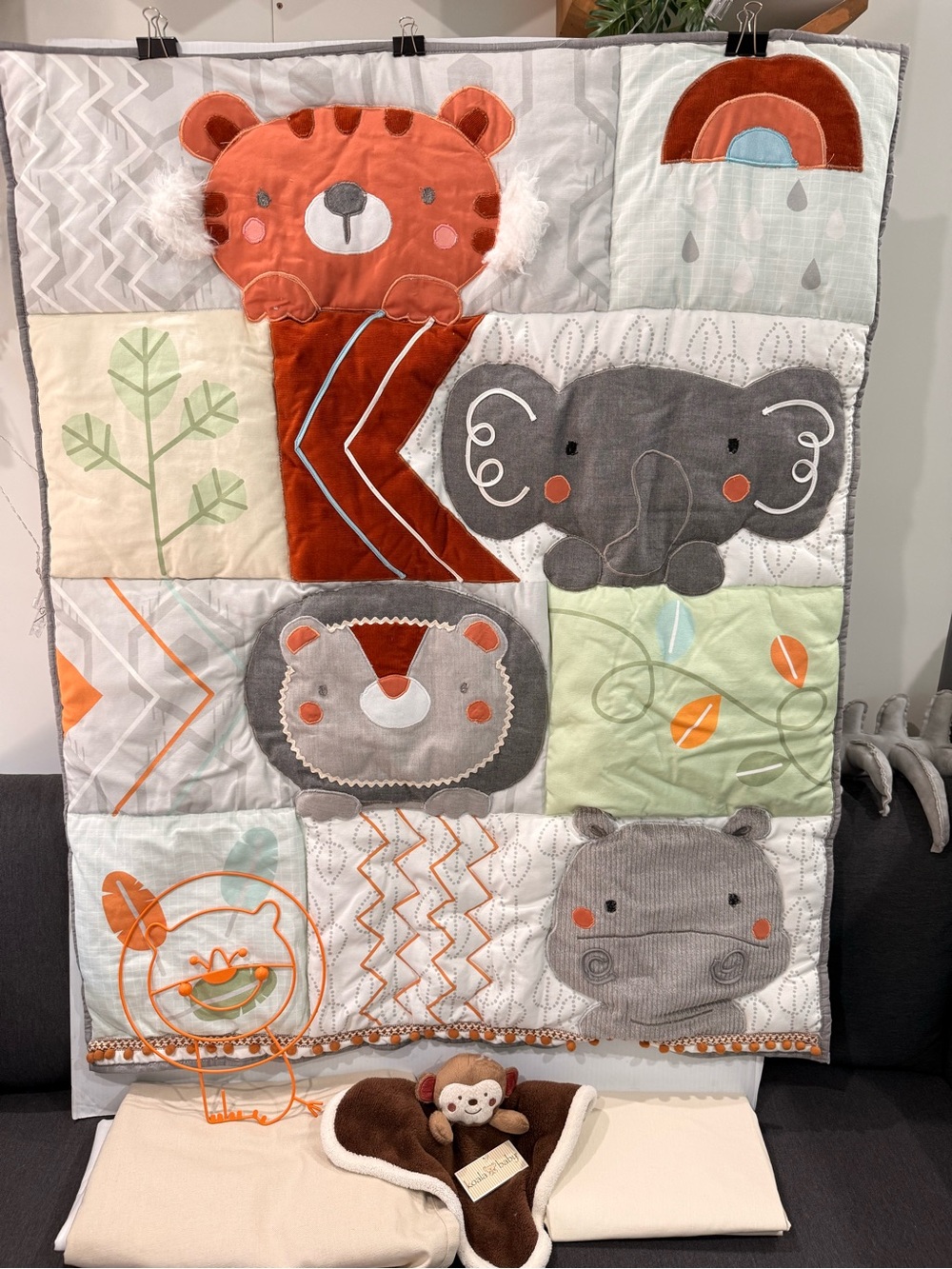 Zoo animals 5 piece baby crib bedding set , New - Rare
